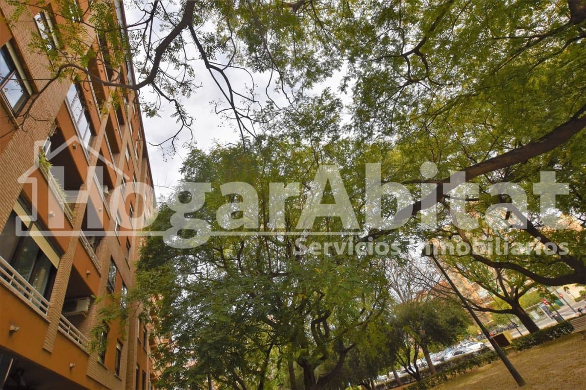 4 Zimmer Wohnung zu verkaufen in Valencia Stadt mit Garage - 512.000 € (Ref: 9468657)