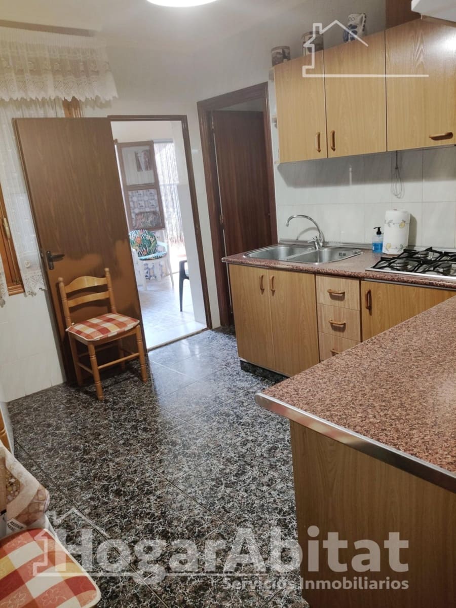 3 makuuhuone Omakotitalo myytävänä paikassa Jacarilla mukana 
autotalli - 134 900 € (Ref: 9468952)