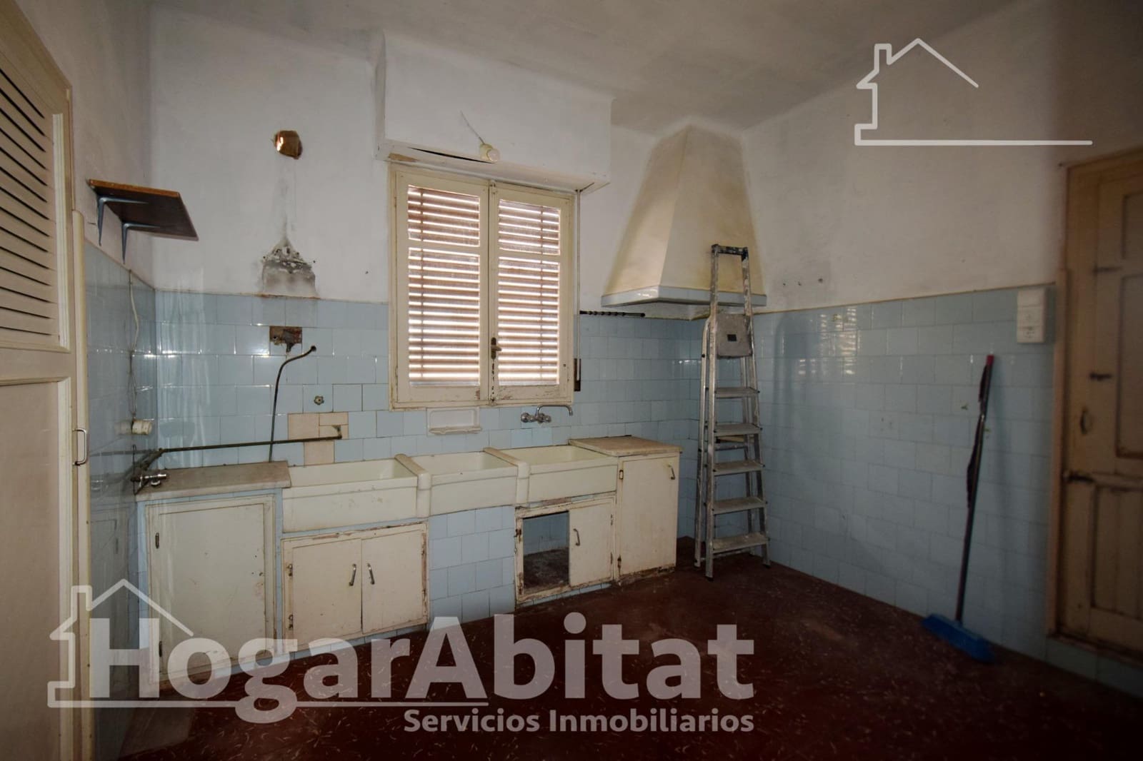 11 Zimmer Haus zu verkaufen in Moncada mit Garage - 450.000 € (Ref: 9468954)