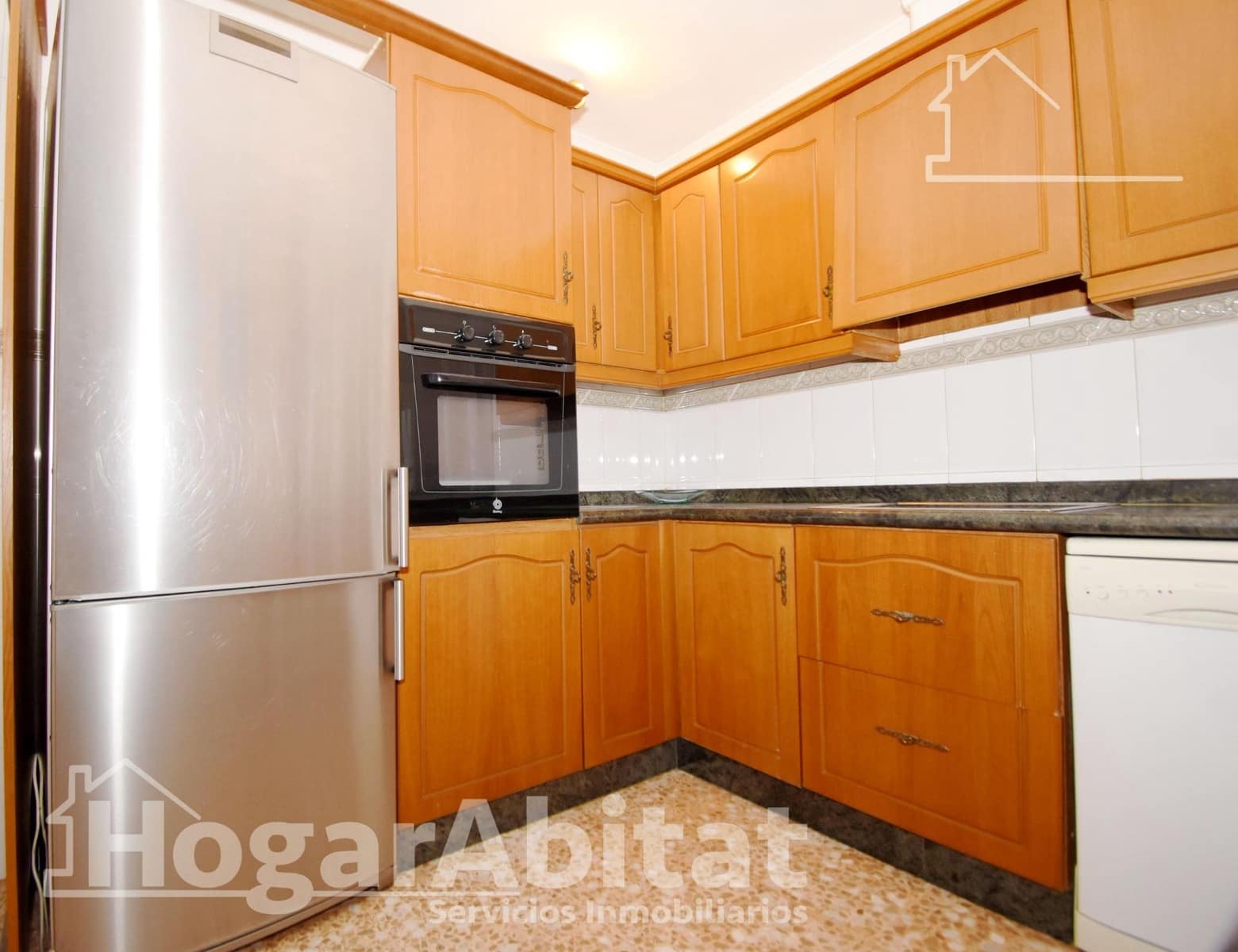 5 quarto Casa em Banda para venda em Pego com garagem - 137 000 € (Ref: 9468956)