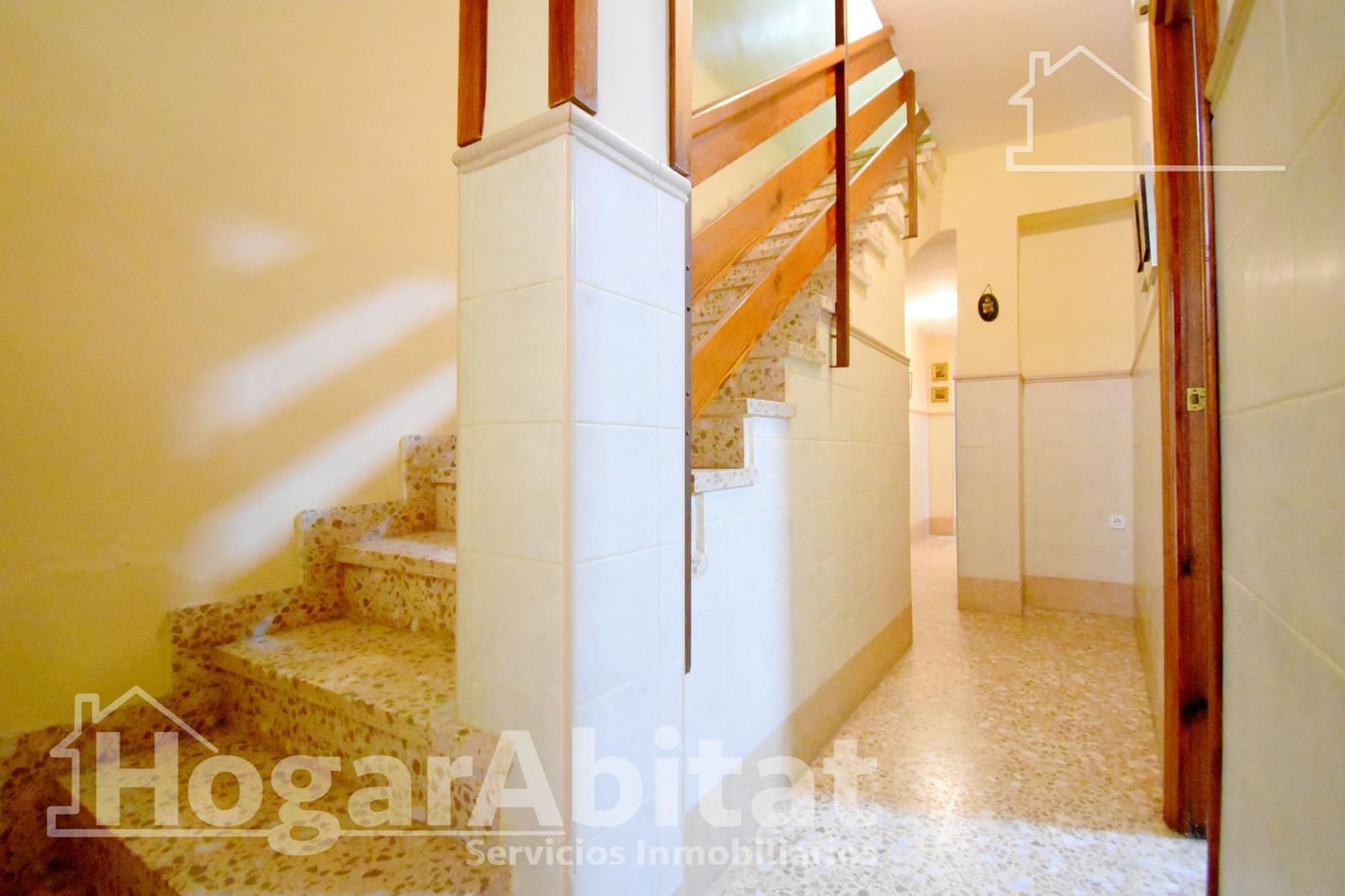 5 quarto Casa em Banda para venda em Pego com garagem - 137 000 € (Ref: 9468956)