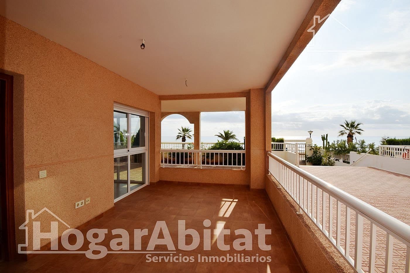 Piso de 3 habitaciones en Oropesa  en venta con piscina garaje - 250.000 € (Ref: 9470430)