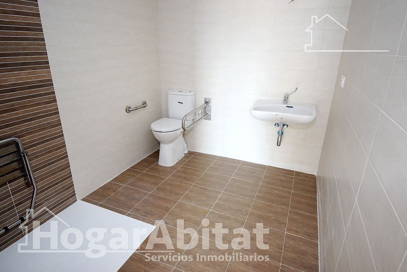 Piso de 3 habitaciones en Oropesa  en venta con piscina garaje - 250.000 € (Ref: 9470430)