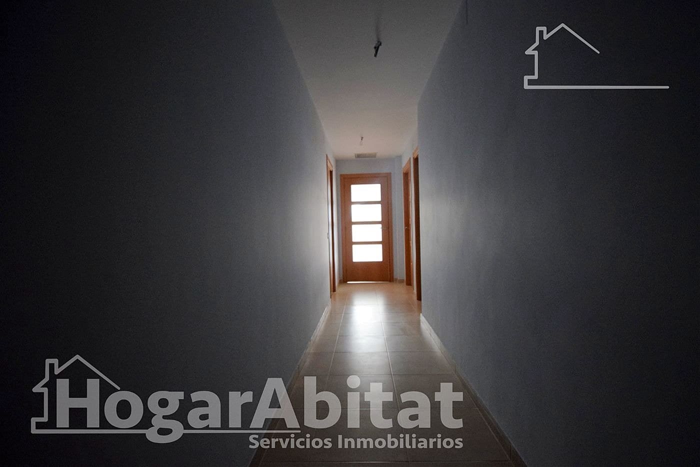 Piso de 3 habitaciones en Oropesa  en venta con piscina garaje - 250.000 € (Ref: 9470430)