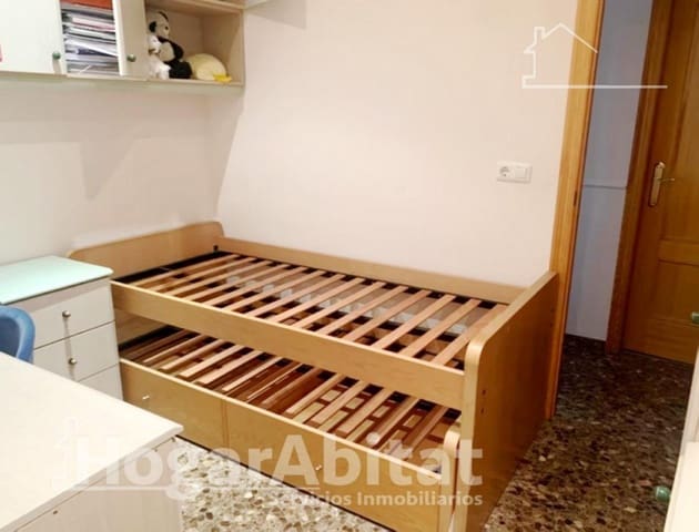 4 bedroom Flat for sale in Sueca - € 150,000 (Ref: 9472998)