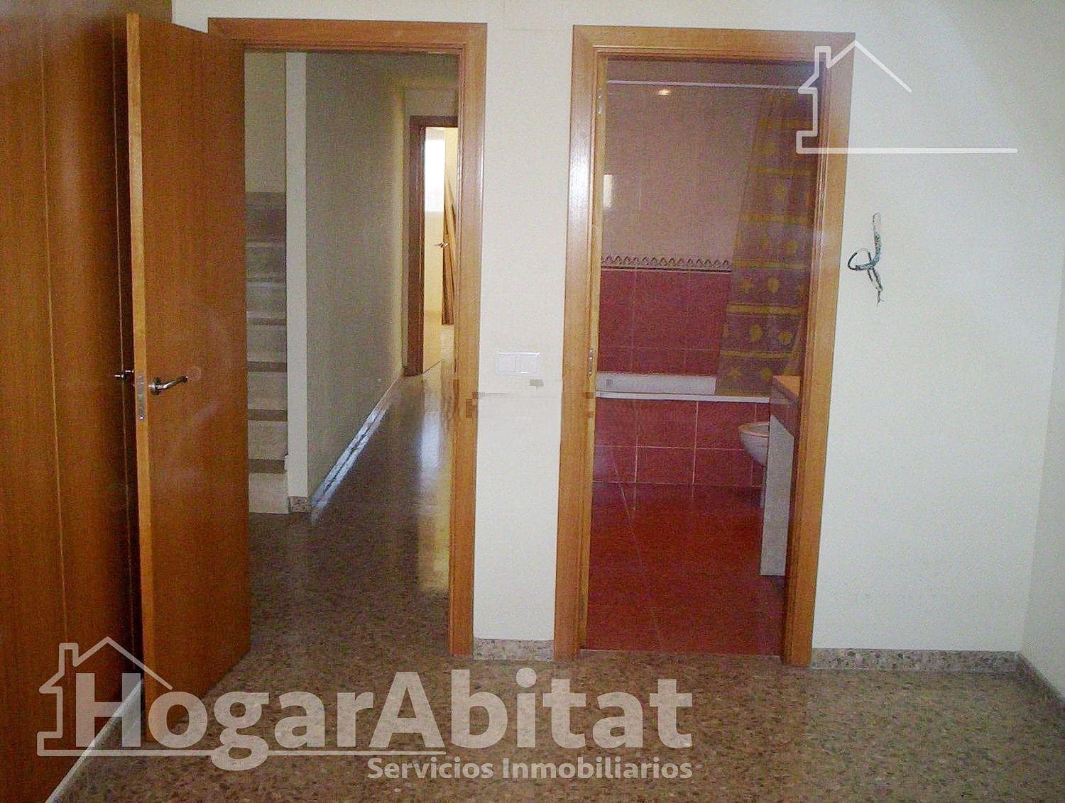 3 bedroom Penthouse for sale in Paterna with pool garage - € 425,000 (Ref: 9473004)
