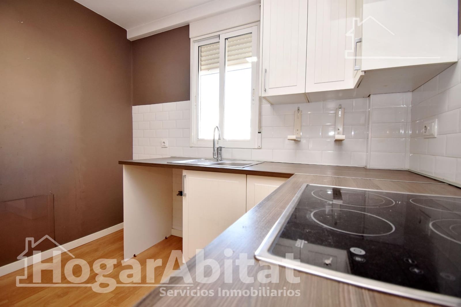 2 slaapkamer Flat te koop in Valencia stad - € 275.000 (Ref: 9473010)