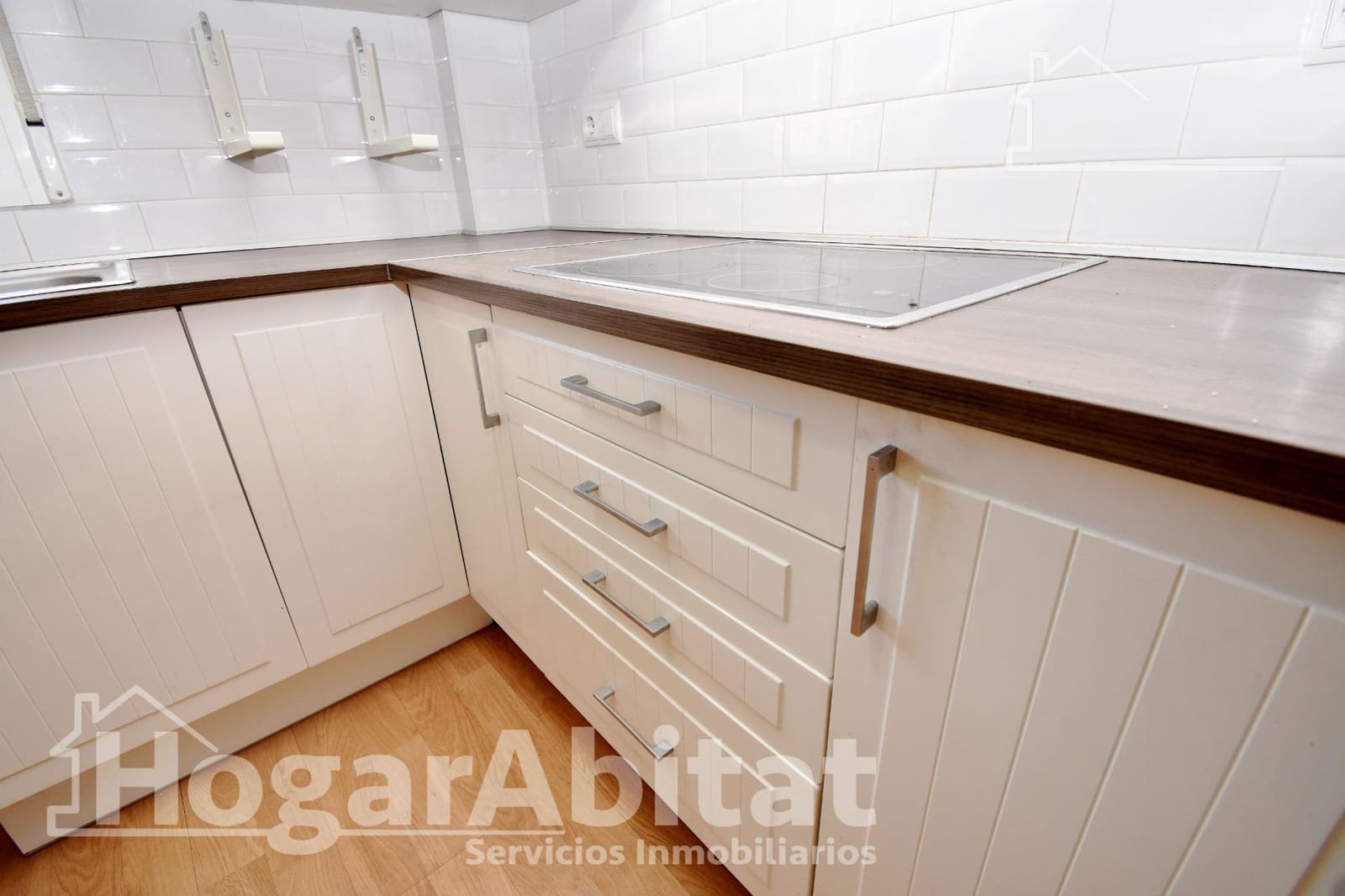 2 slaapkamer Flat te koop in Valencia stad - € 275.000 (Ref: 9473010)