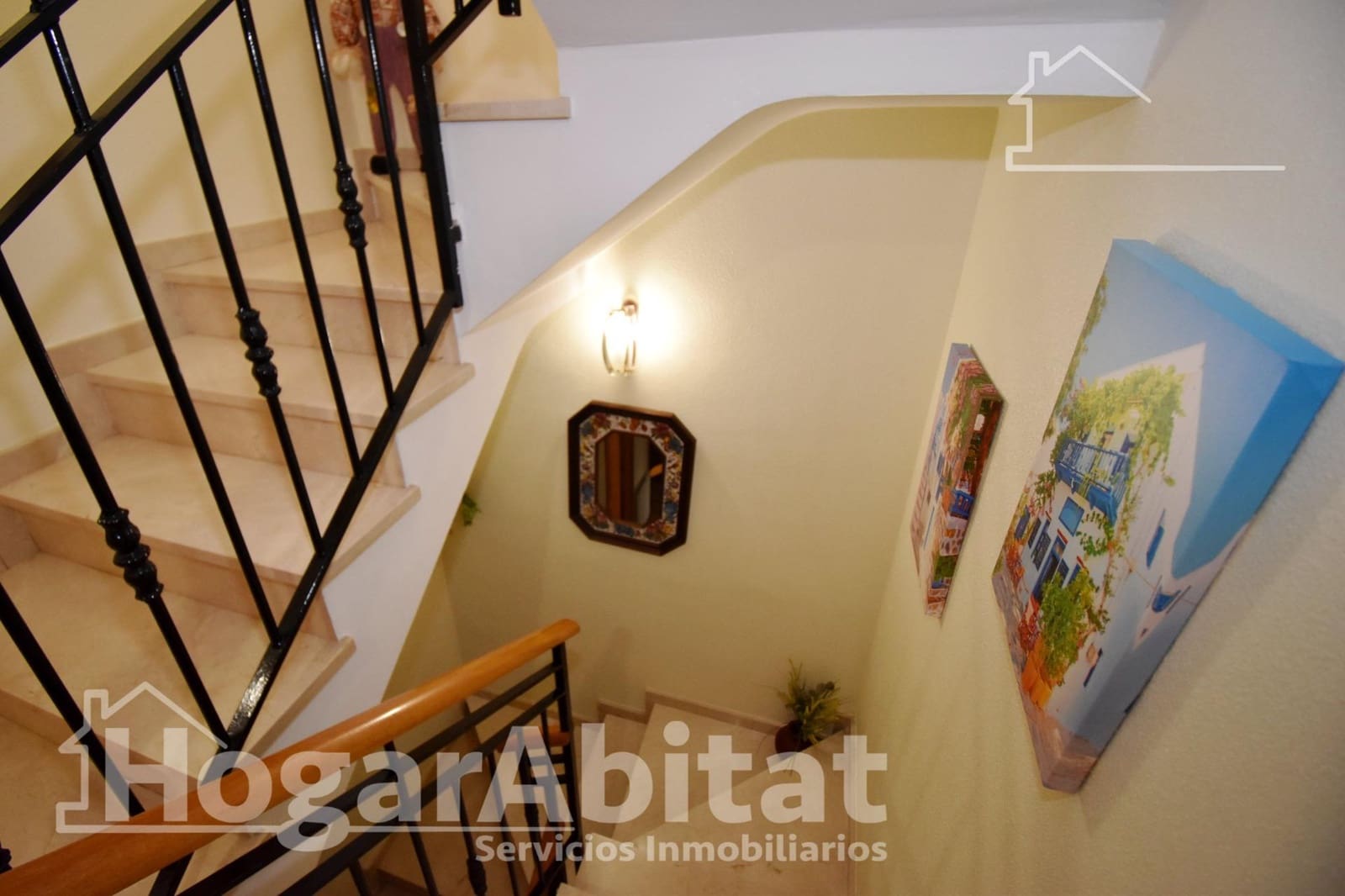 3 slaapkamer Rijtjeshuis te koop in Vila-real met garage - € 370.000 (Ref: 9473019)