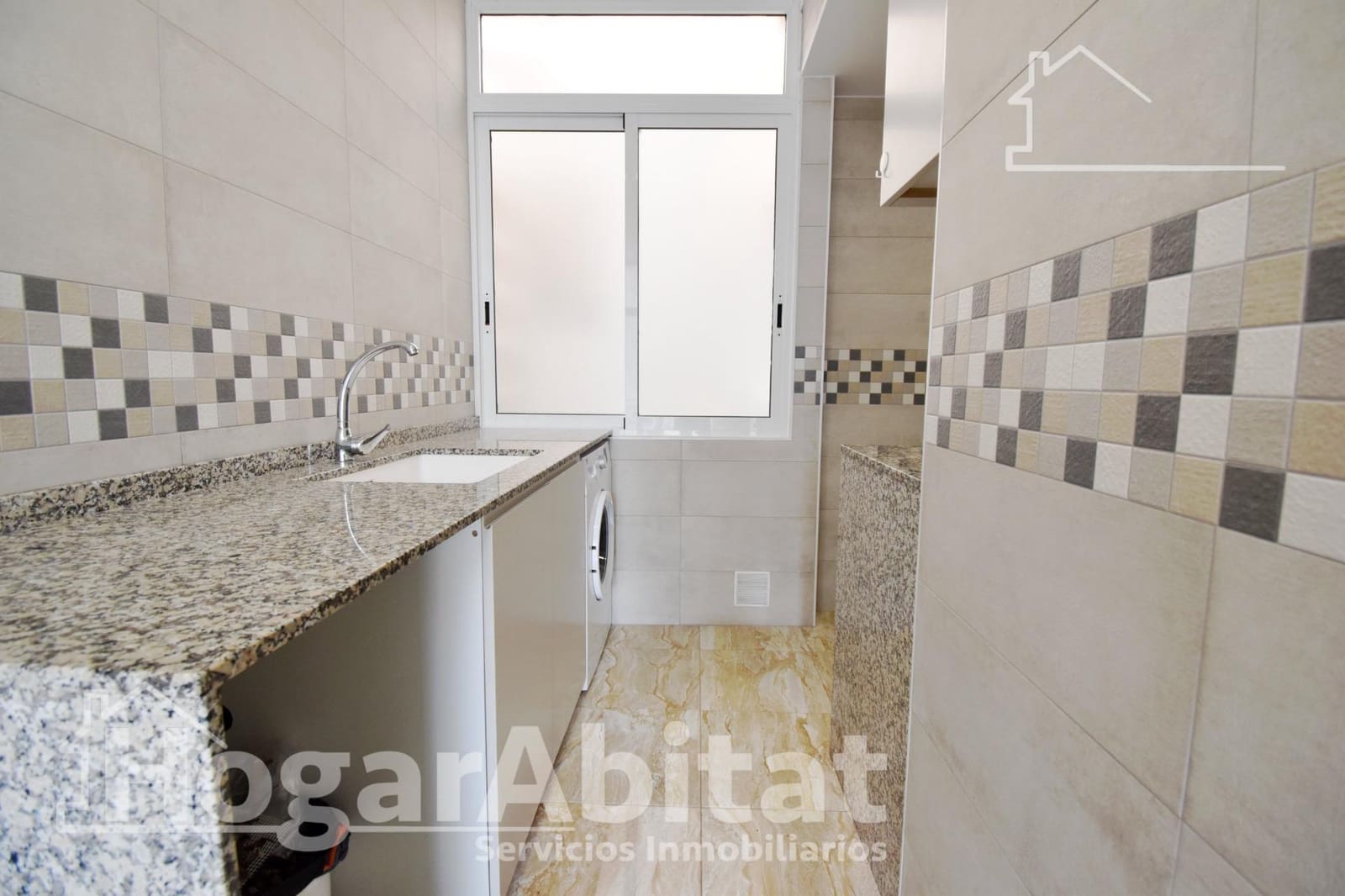 3 soverom Leilighet til salgs i Gandia - € 189 000 (Ref: 9473026)