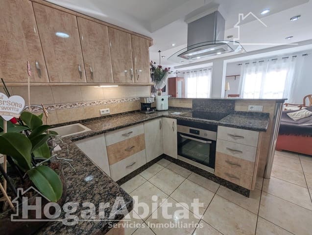 3 bedroom Flat for sale in Playa Levante, Santa Pola - € 169,000 (Ref: 9473030)