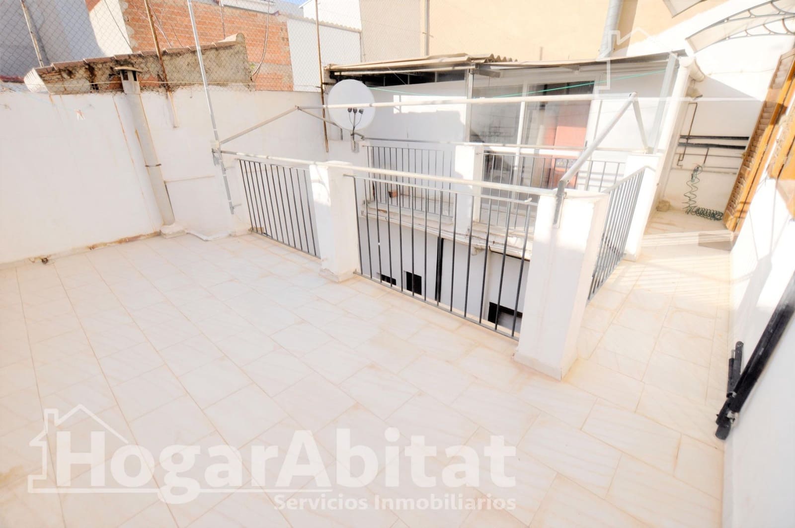 5 sypialnia Dom na sprzedaż w Sagunto / Sagunt z garażem - 349 000 € (Ref: 9473032)