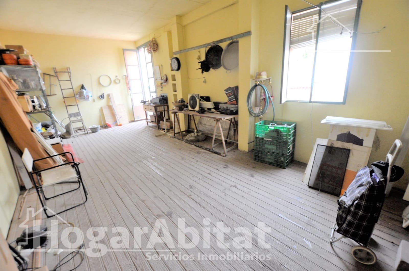 5 bedroom Townhouse for sale in Burjassot with garage - € 450,000 (Ref: 9473034)