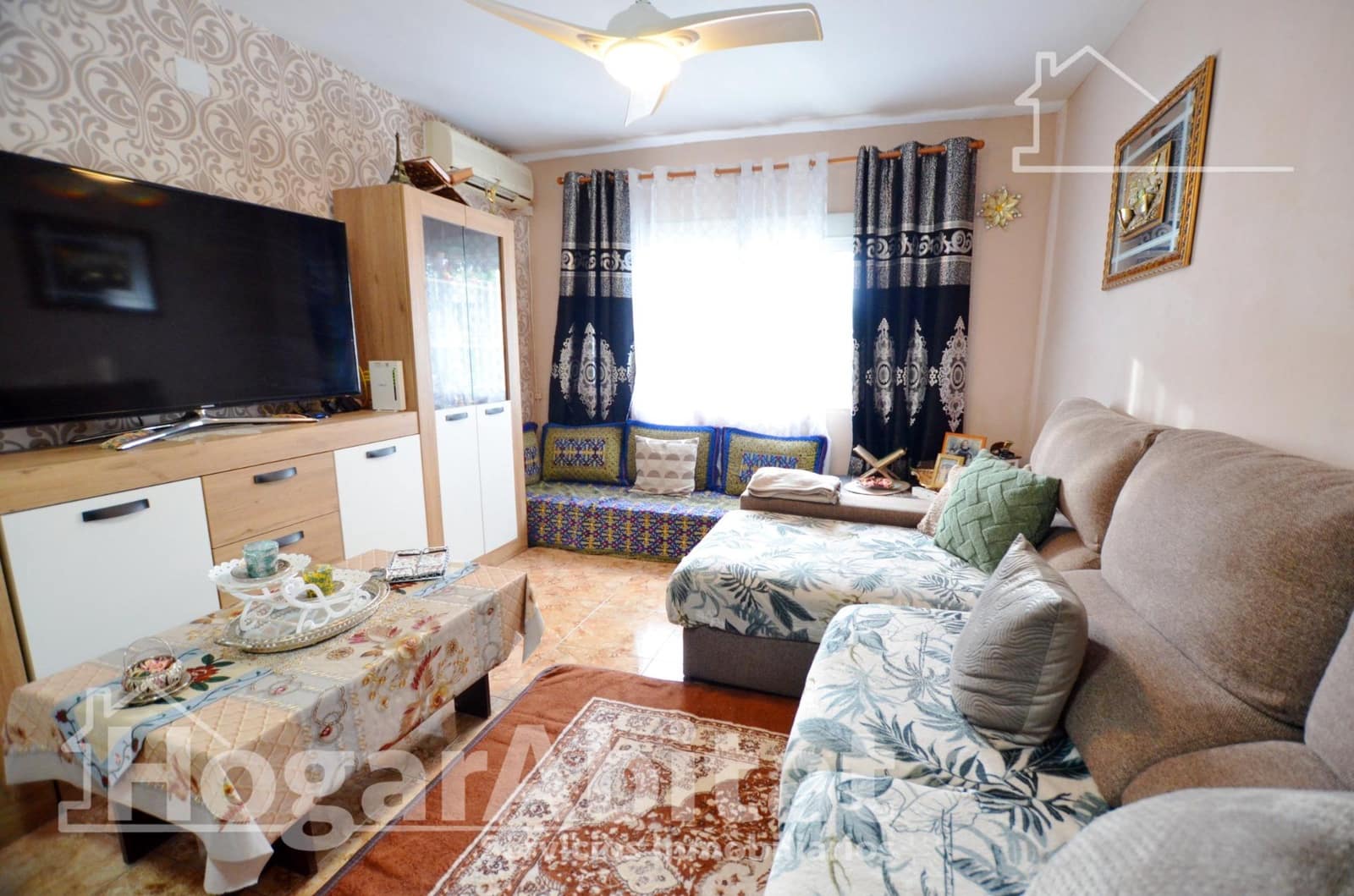 3 bedroom Flat for sale in Alicante / Alacant city - € 165,000 (Ref: 9474227)