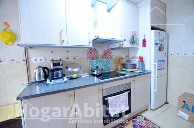 3 makuuhuone Asunto myytävänä paikassa Alicante kaupunki - 165 000 € (Ref: 9474227)