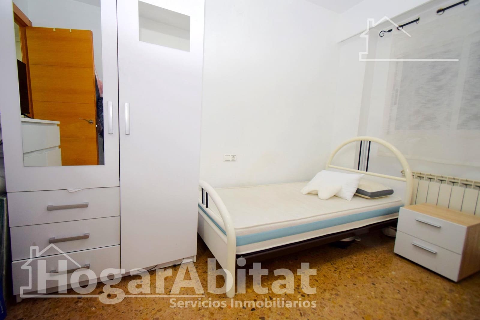 3 bedroom Flat for sale in Paterna - € 165,000 (Ref: 9474228)