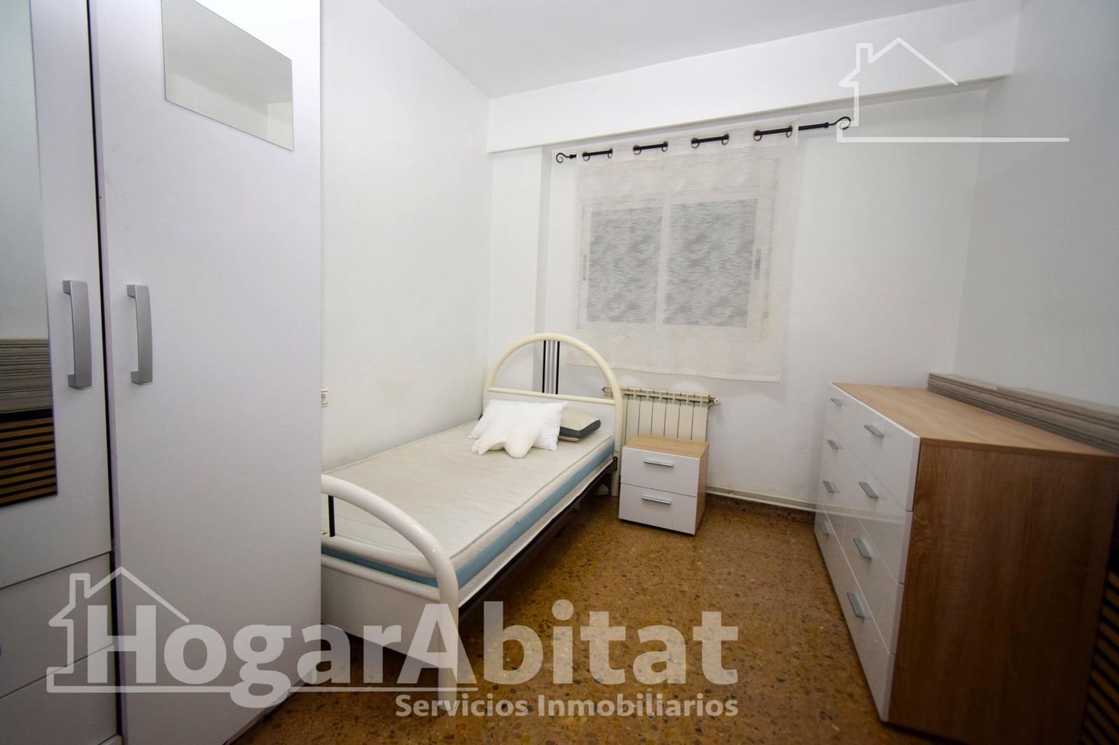 3 bedroom Flat for sale in Paterna - € 165,000 (Ref: 9474228)