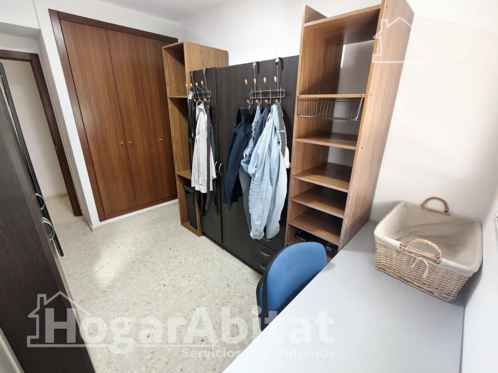 Piso de 3 habitaciones en Paterna en venta con garaje - 231.500 € (Ref: 9474230)