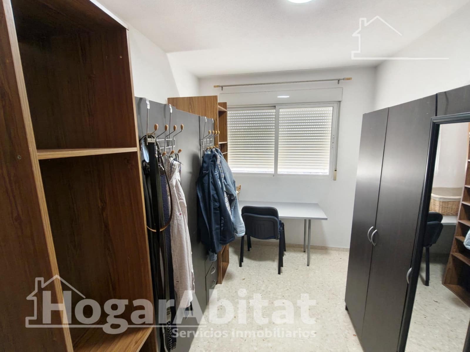 Piso de 3 habitaciones en Paterna en venta con garaje - 231.500 € (Ref: 9474230)