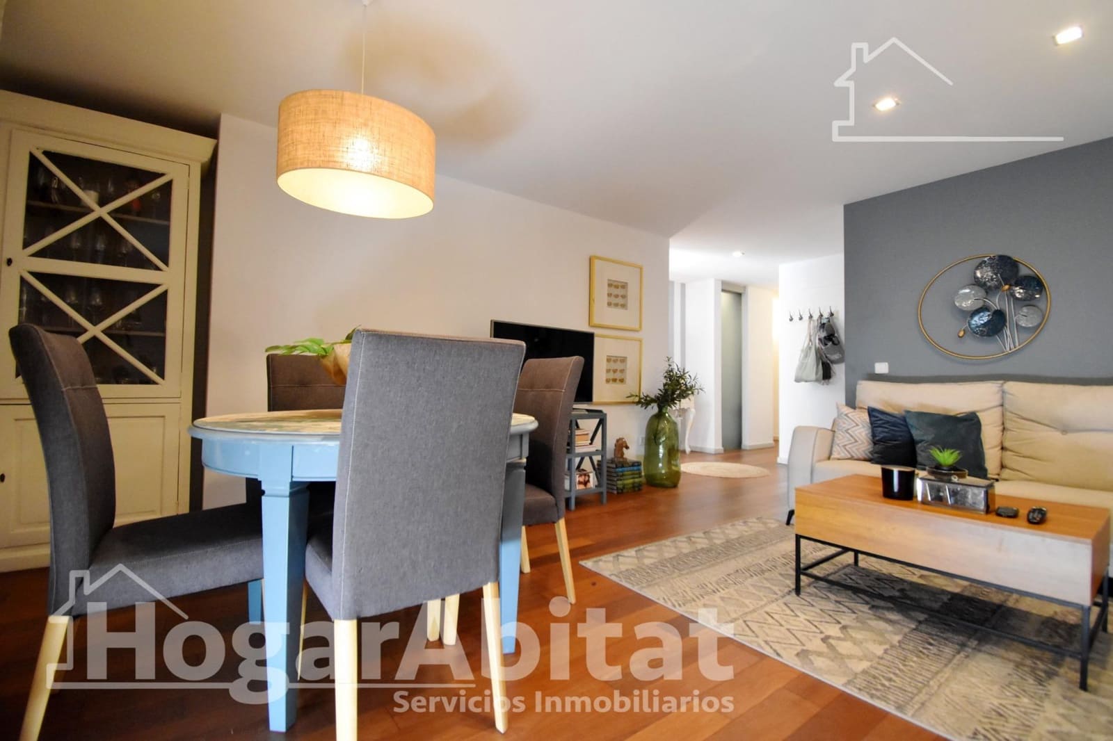 3 makuuhuone Asunto myytävänä paikassa Oliva - 185 000 € (Ref: 9474237)