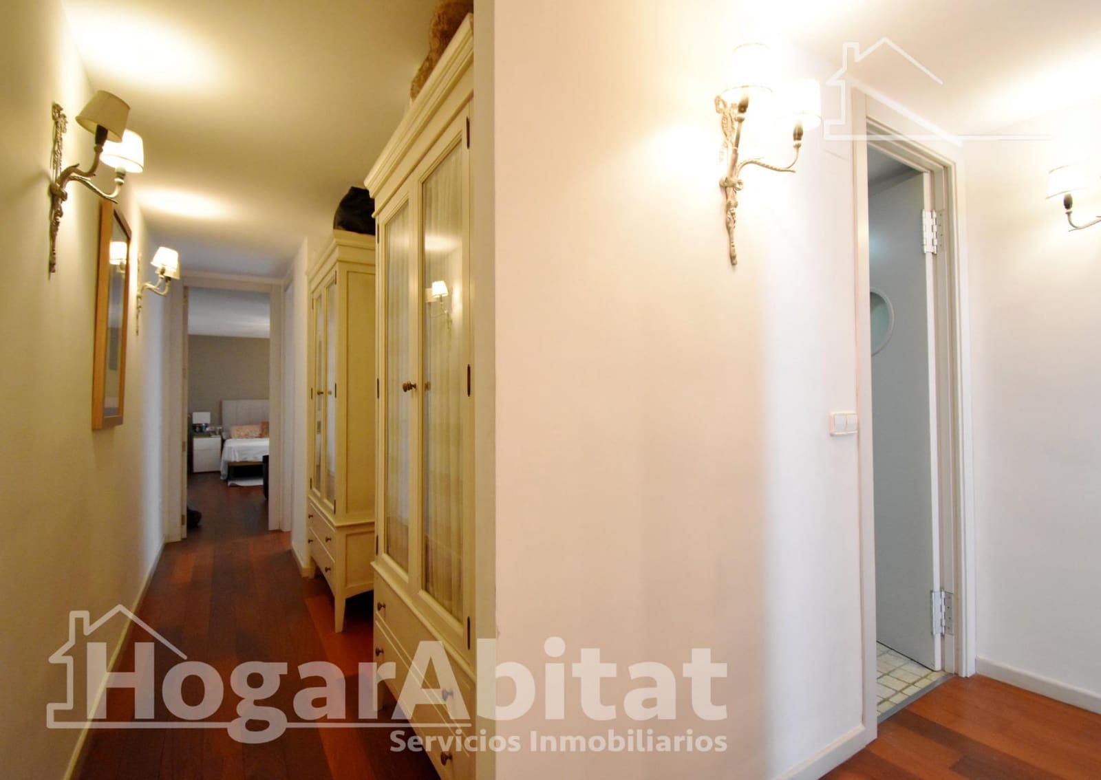 3 makuuhuone Asunto myytävänä paikassa Oliva - 185 000 € (Ref: 9474237)