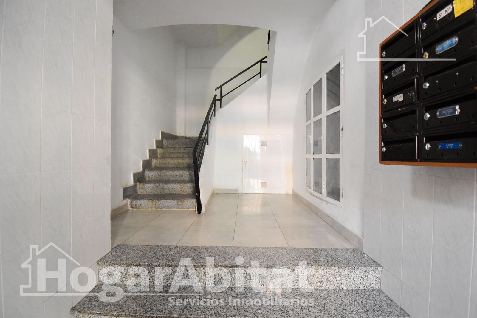 2 bedroom Flat for sale in Gandia with garage - € 138,000 (Ref: 9474241)