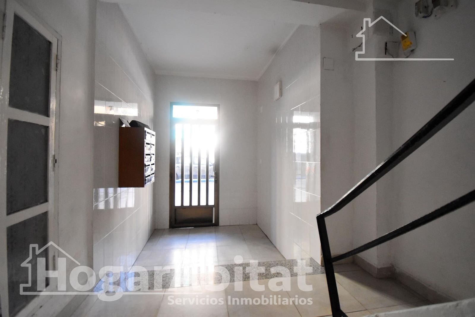 2 bedroom Flat for sale in Gandia with garage - € 138,000 (Ref: 9474241)