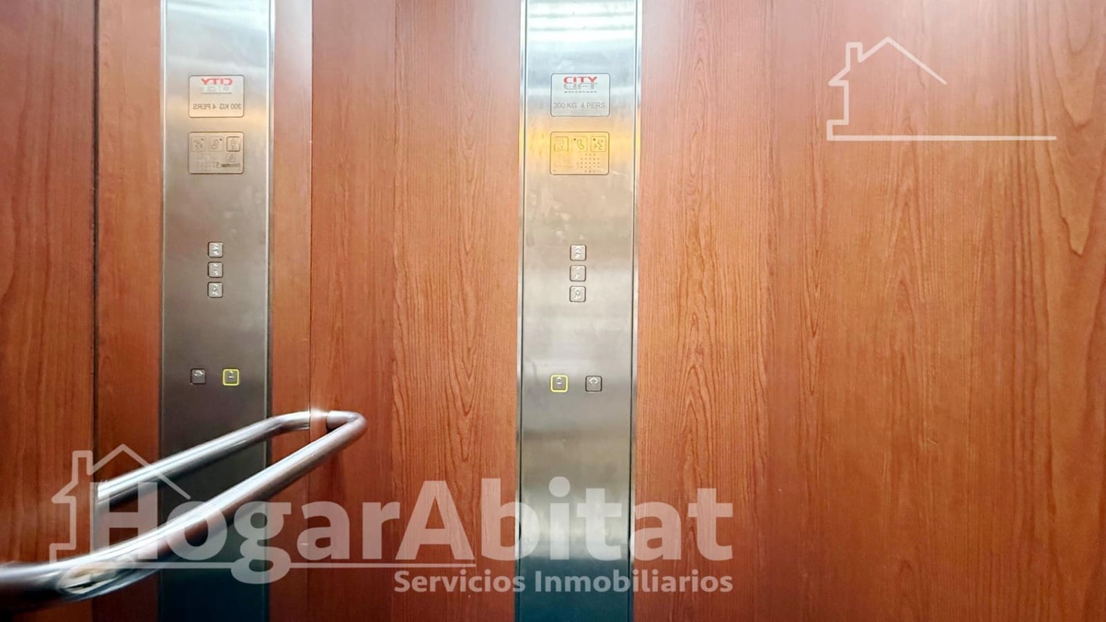 11 bedroom Flat for sale in Gandia - € 210,000 (Ref: 9474928)