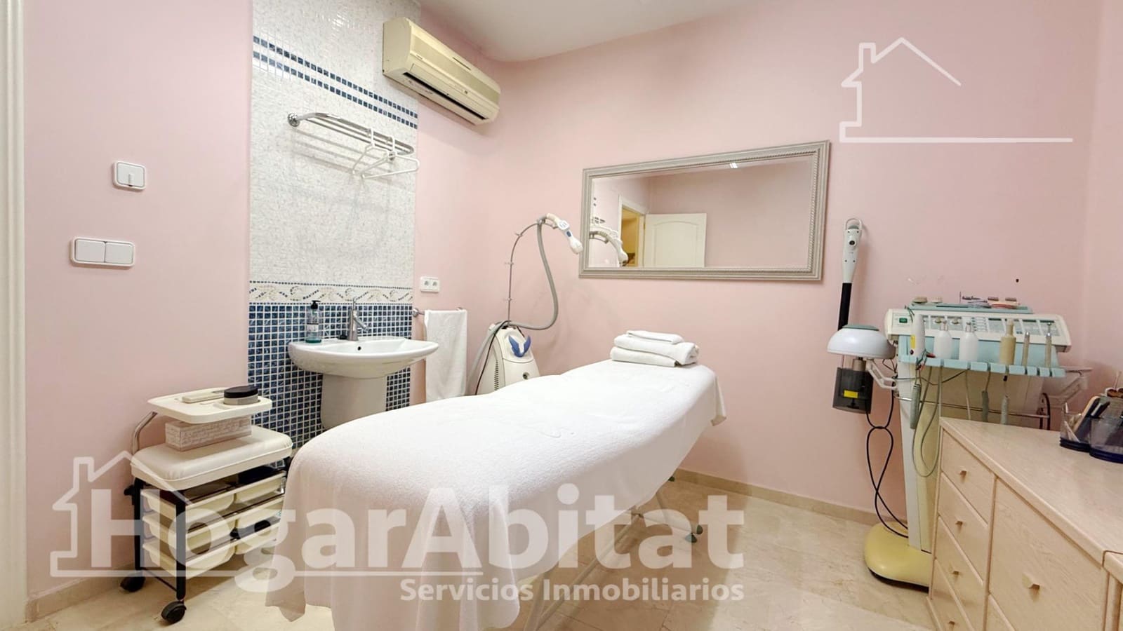 11 bedroom Flat for sale in Gandia - € 210,000 (Ref: 9474928)