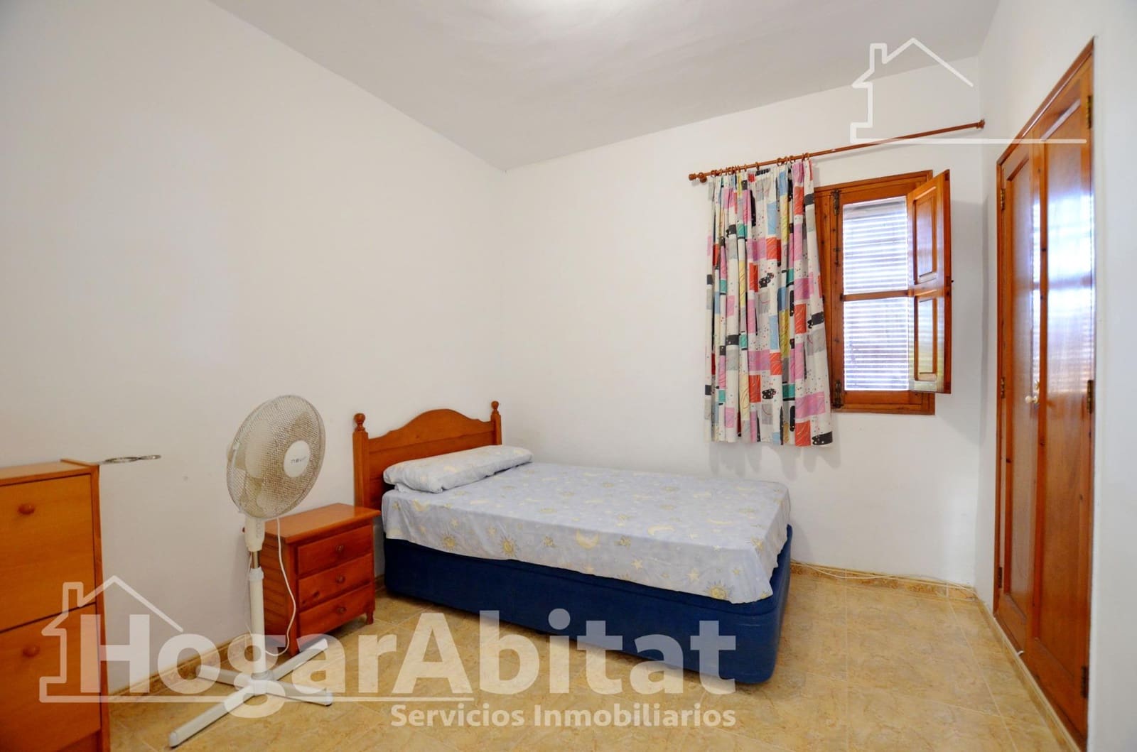 3 bedroom Flat for sale in Piles - € 160,000 (Ref: 9474932)