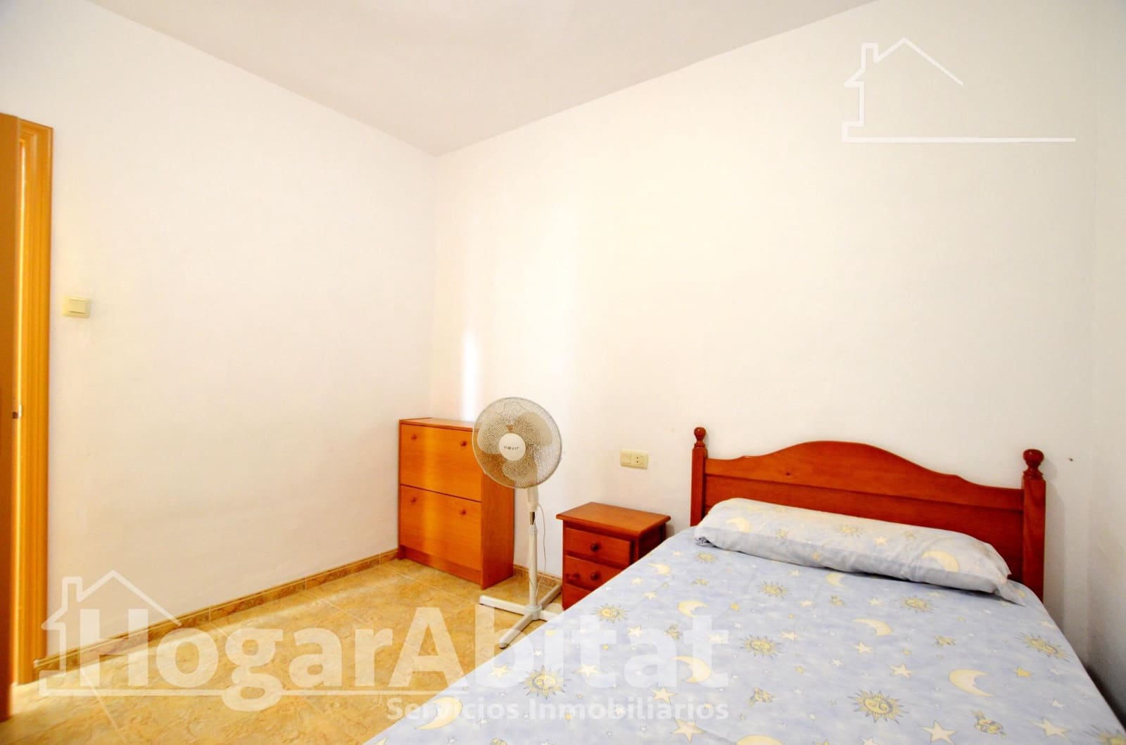 3 bedroom Flat for sale in Piles - € 160,000 (Ref: 9474932)