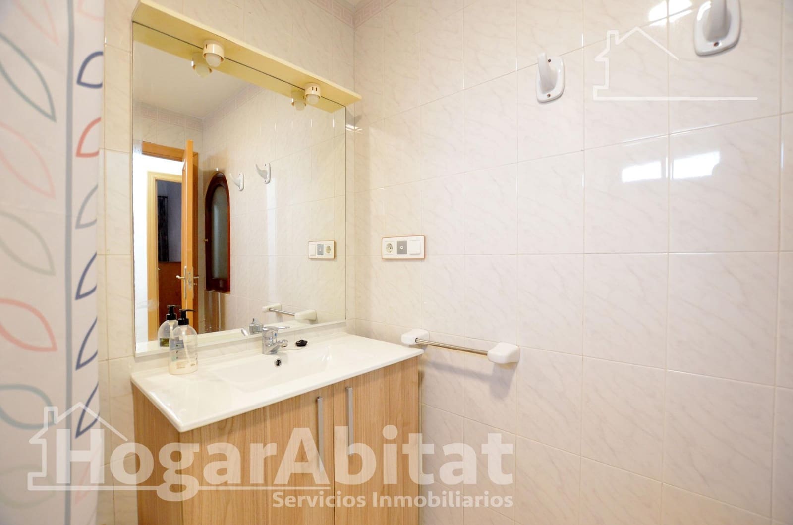 3 bedroom Flat for sale in Piles - € 160,000 (Ref: 9474932)