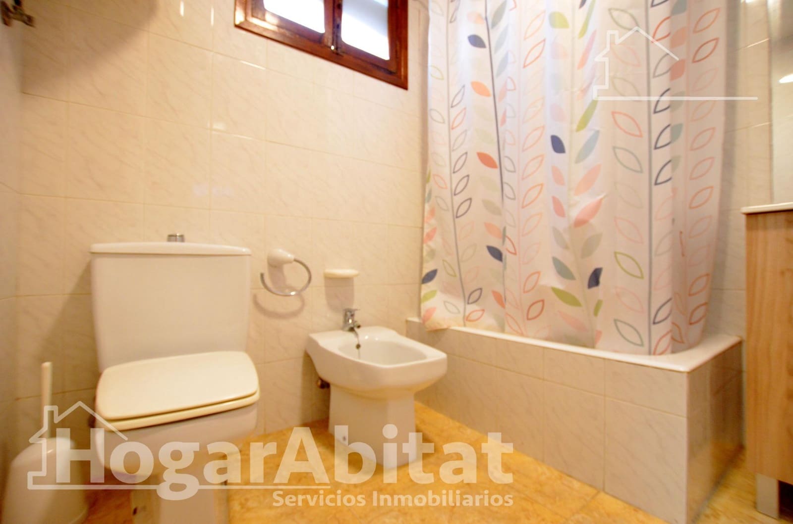 3 bedroom Flat for sale in Piles - € 160,000 (Ref: 9474932)