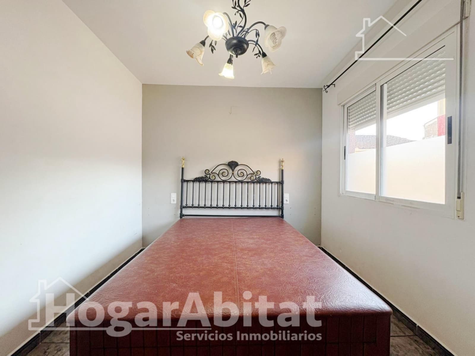 Piso de 3 habitaciones en Tavernes de la Valldigna en venta - 94.000 € (Ref: 9474938)