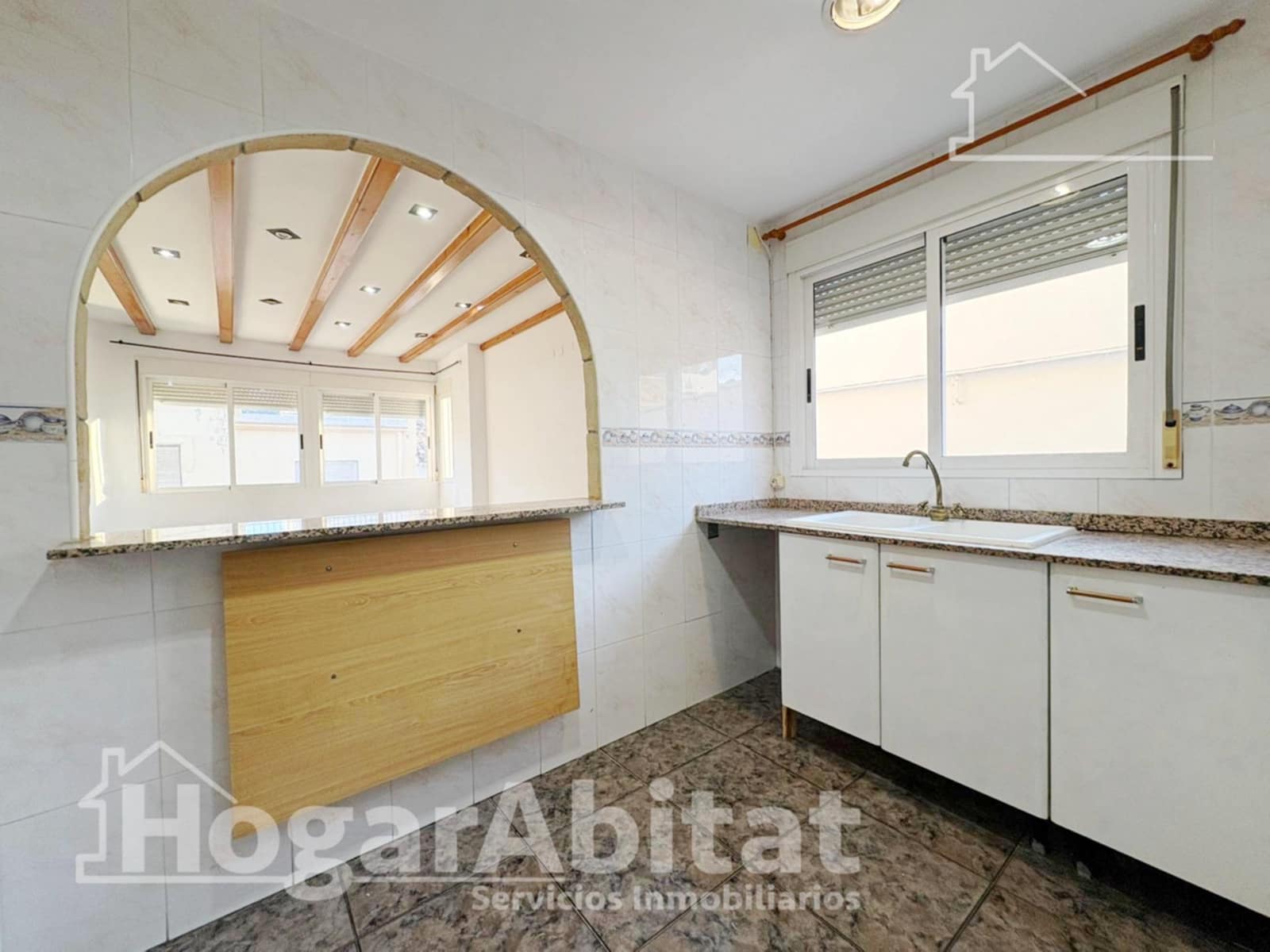 Piso de 3 habitaciones en Tavernes de la Valldigna en venta - 94.000 € (Ref: 9474938)