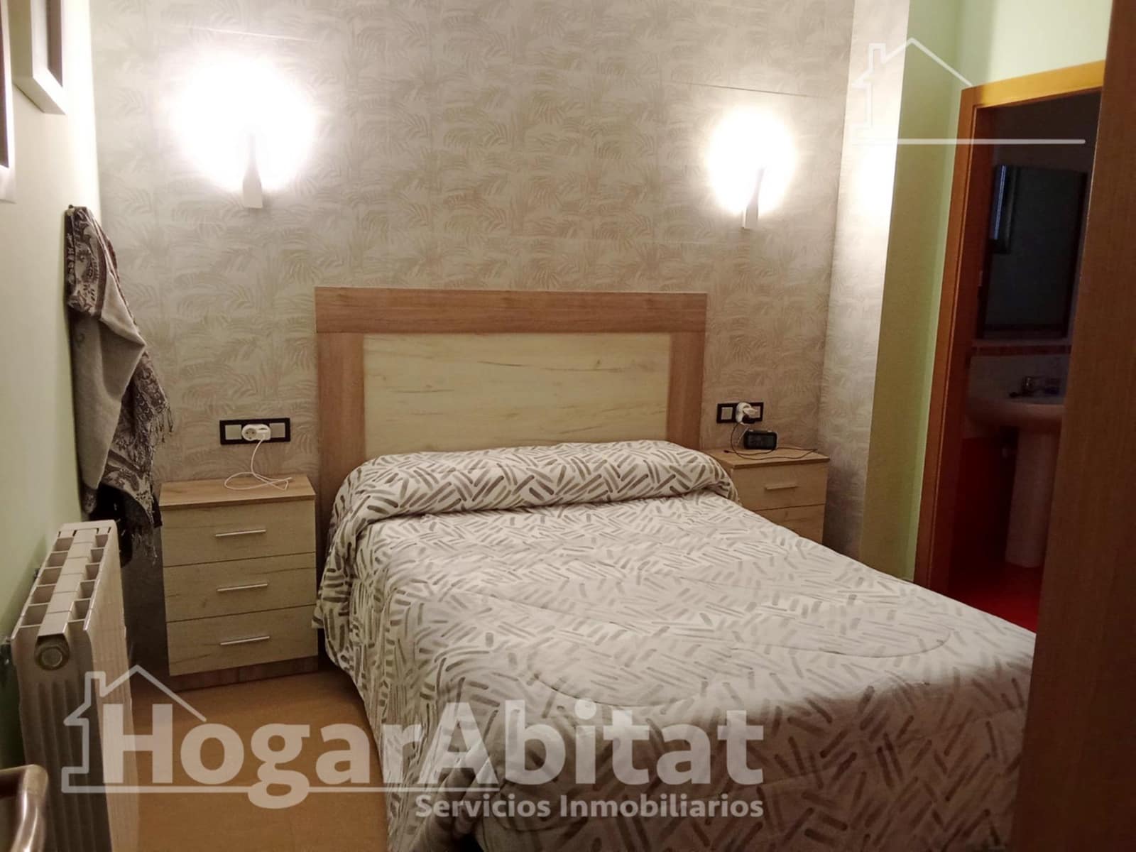 3 bedroom Townhouse for sale in Alginet with garage - € 265,000 (Ref: 9474957)