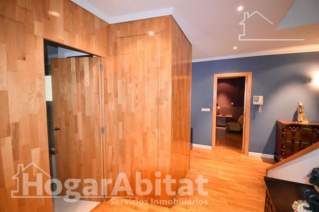 5 Zimmer Haus zu verkaufen in Carlet mit Garage - 285.000 € (Ref: 9474958)