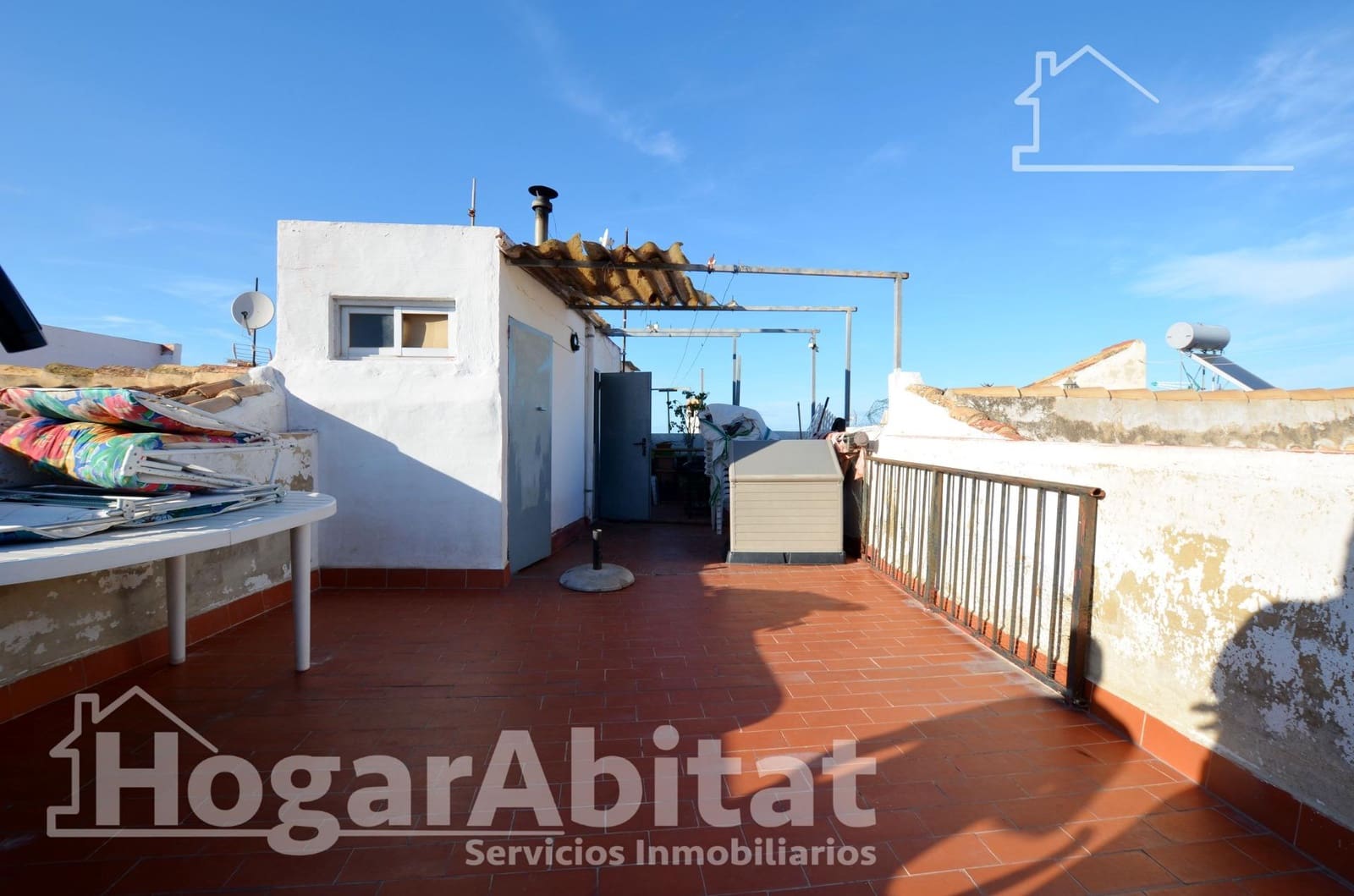 Casa de 2 habitaciones en Oliva en venta - 129.000 € (Ref: 9474963)