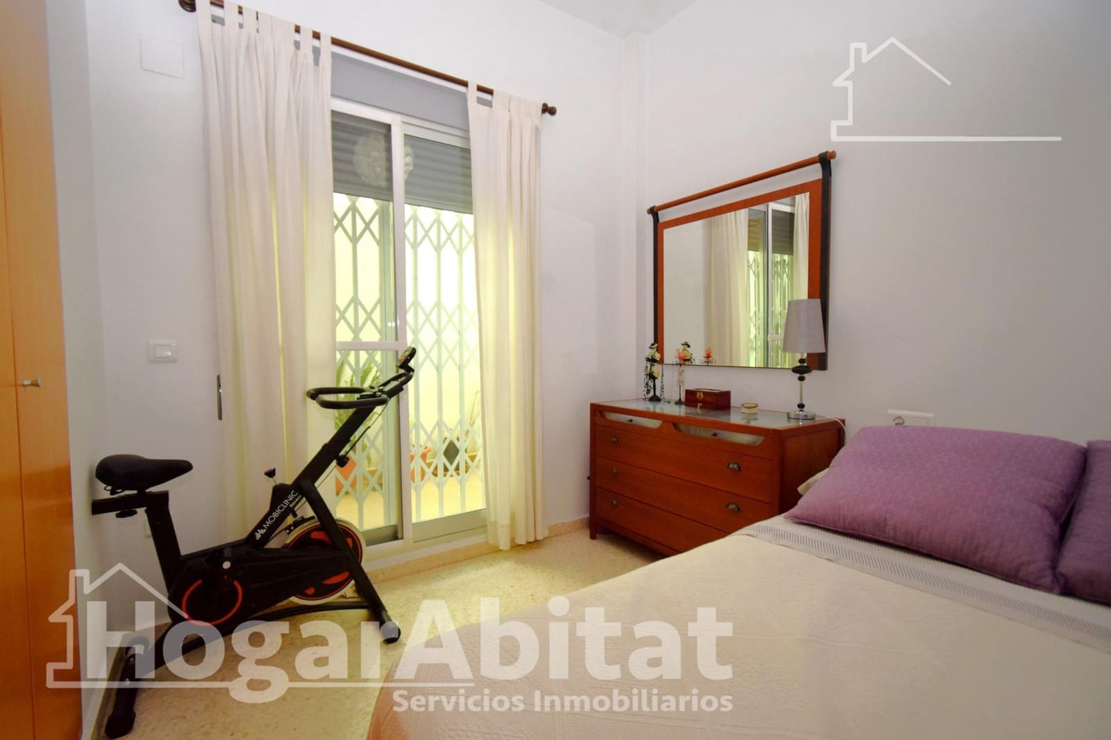 4 bedroom Flat for sale in Vilamarxant / Villamarchante with garage - € 190,000 (Ref: 9476142)