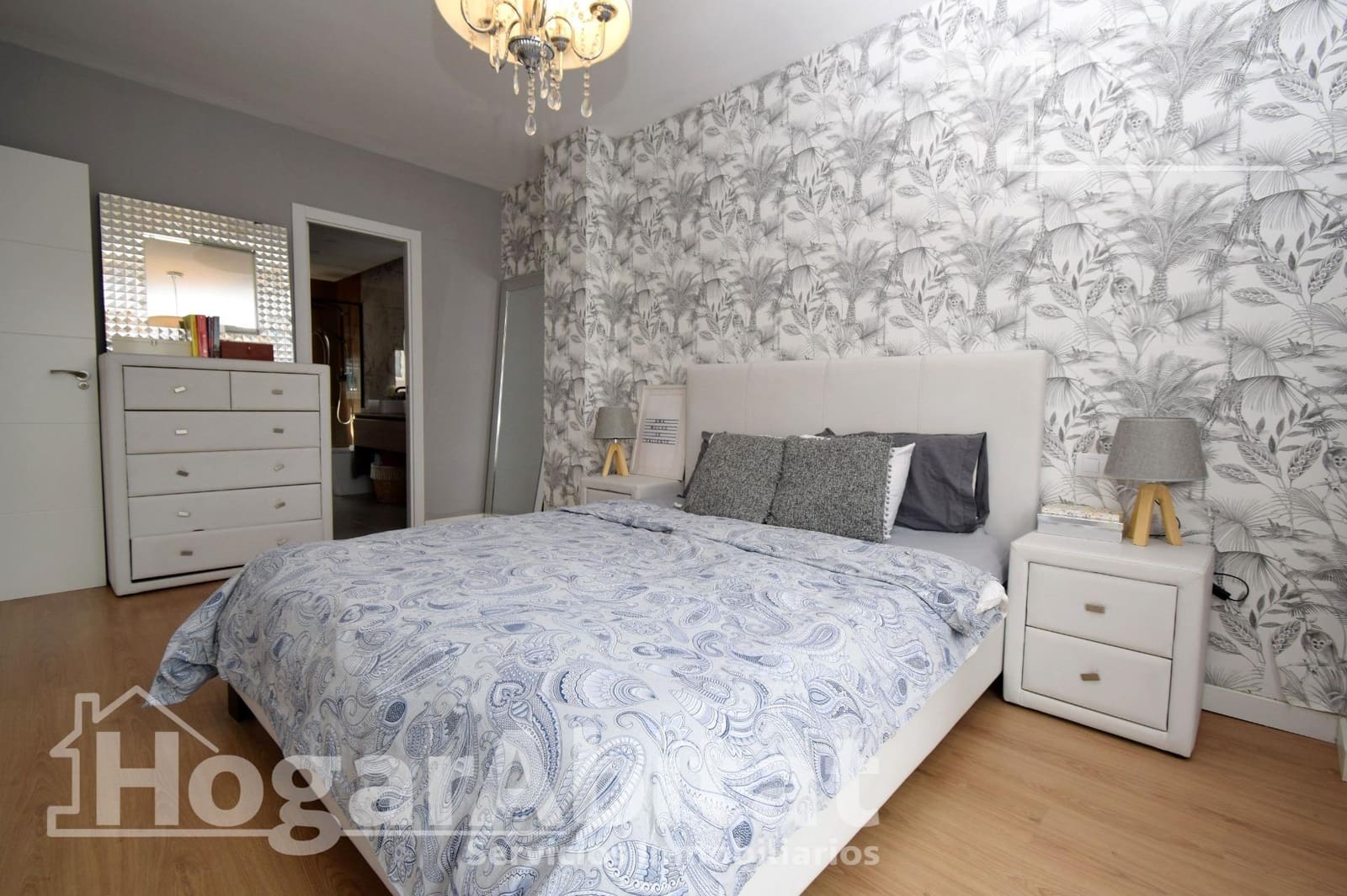 4 chambre Villa/Maison à vendre à Chiva avec piscine garage - 650 000 € (Ref: 9476144)