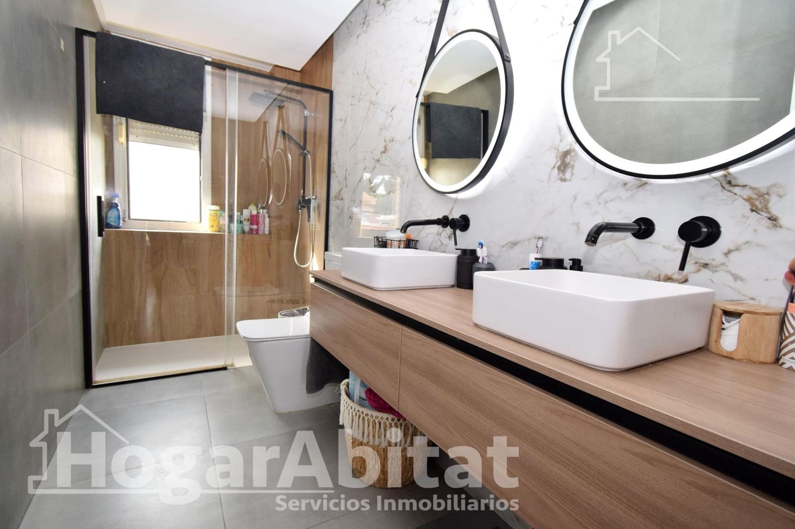 4 chambre Villa/Maison à vendre à Chiva avec piscine garage - 650 000 € (Ref: 9476144)