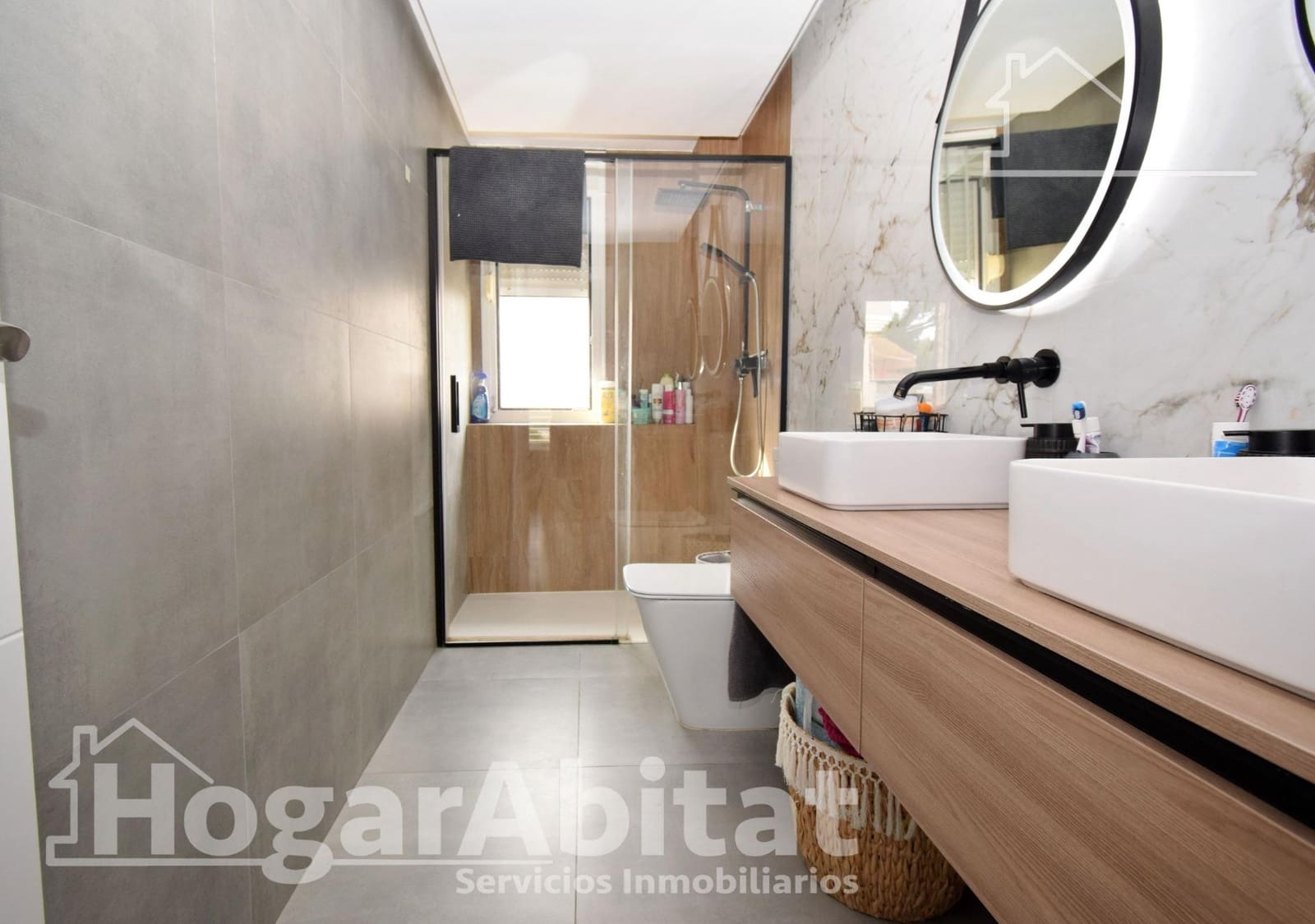 4 chambre Villa/Maison à vendre à Chiva avec piscine garage - 650 000 € (Ref: 9476144)