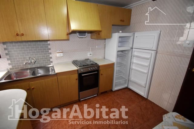 3 makuuhuone Asunto myytävänä paikassa Vila-real - 83 000 € (Ref: 9476160)
