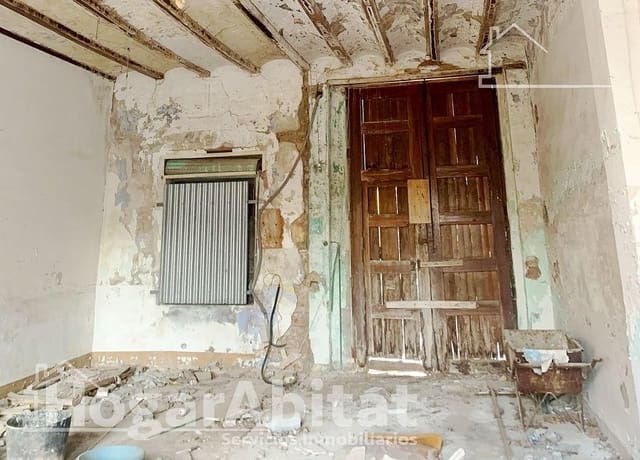 Ruine à vendre à Polinyà de Xúquer - 60 000 € (Ref: 9476162)