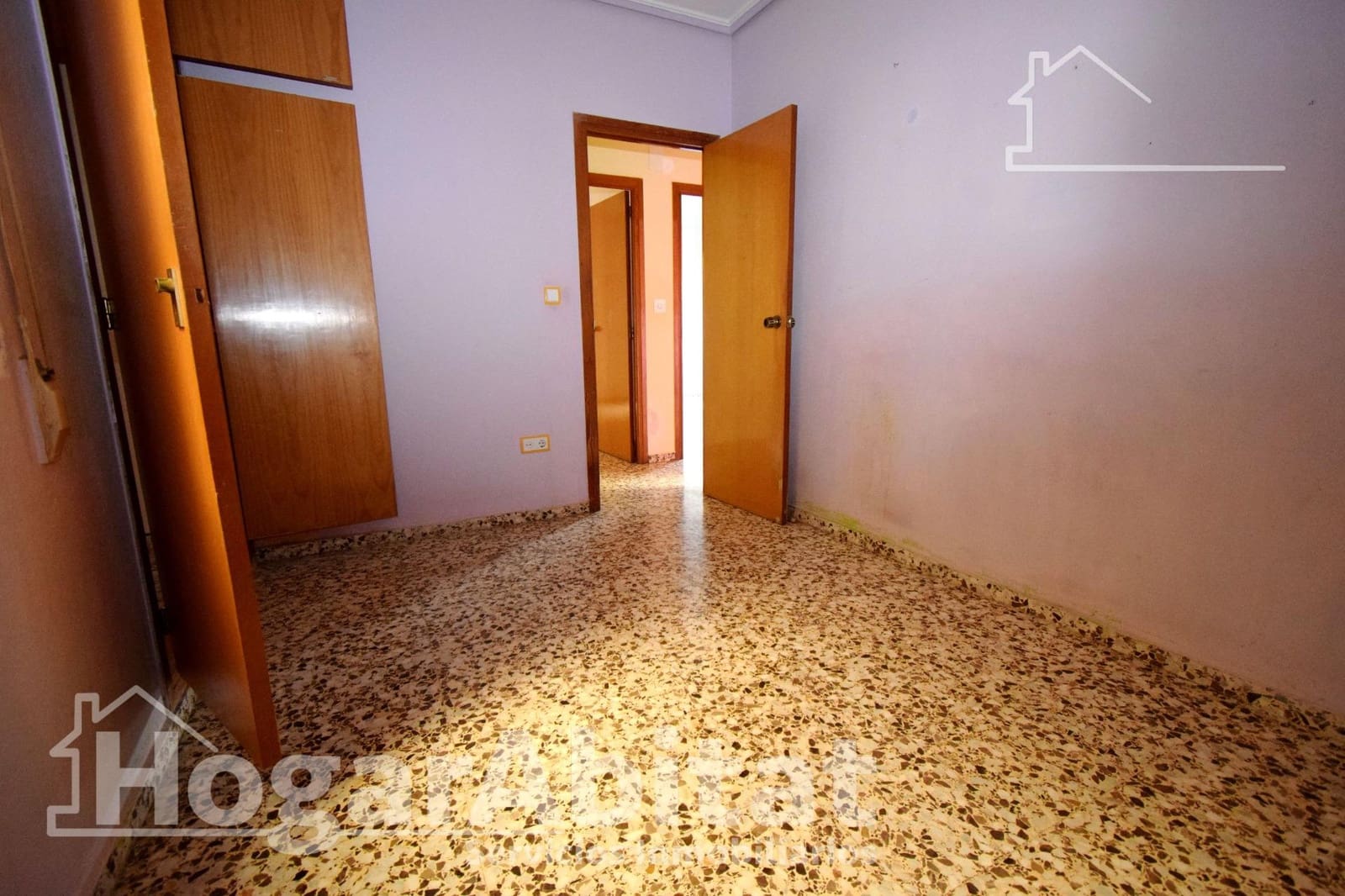 5 makuuhuone Omakotitalo myytävänä paikassa Cheste mukana 
autotalli - 229 900 € (Ref: 9476163)