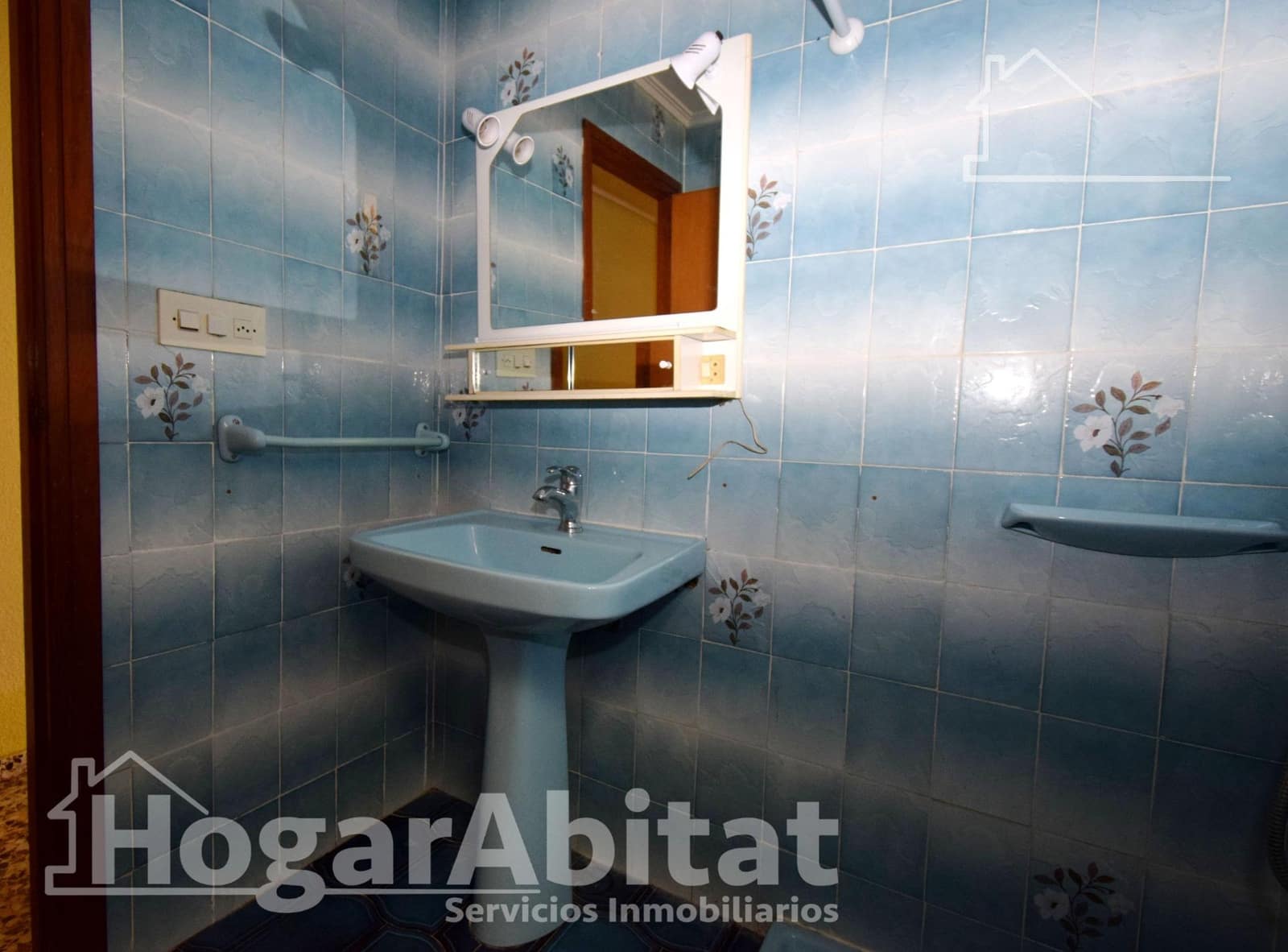 5 makuuhuone Omakotitalo myytävänä paikassa Cheste mukana 
autotalli - 229 900 € (Ref: 9476163)