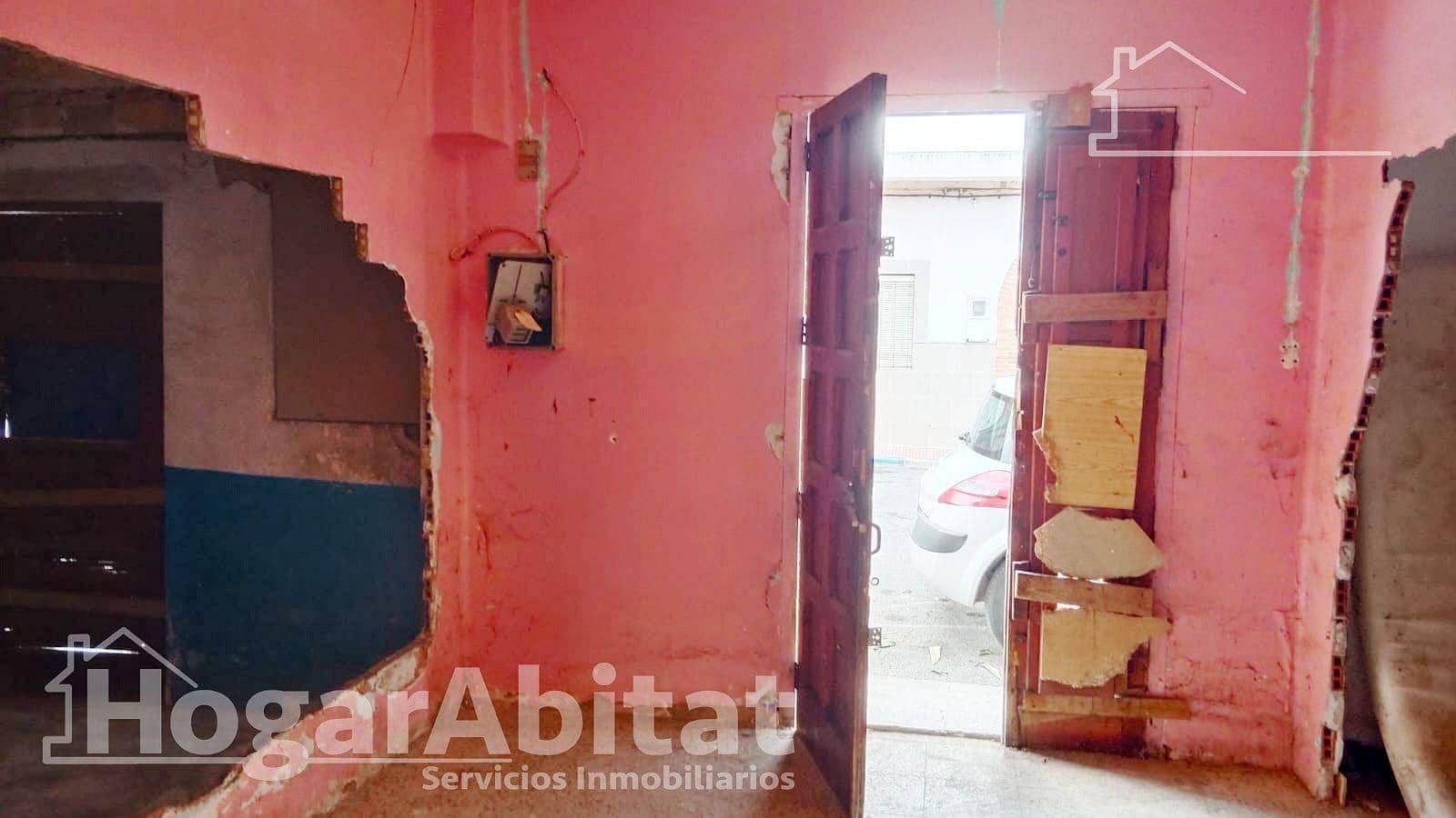 3 slaapkamer Huis te koop in Alginet - € 65.000 (Ref: 9476166)