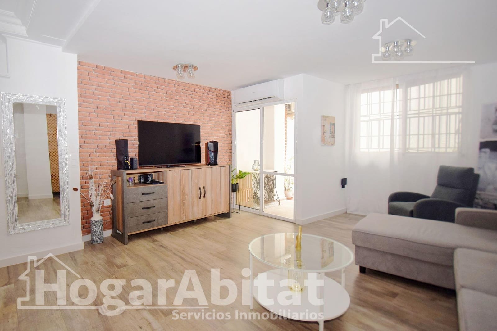 4 soveværelse Byhus til salg i Moncada - € 360.000 (Ref: 9476170)