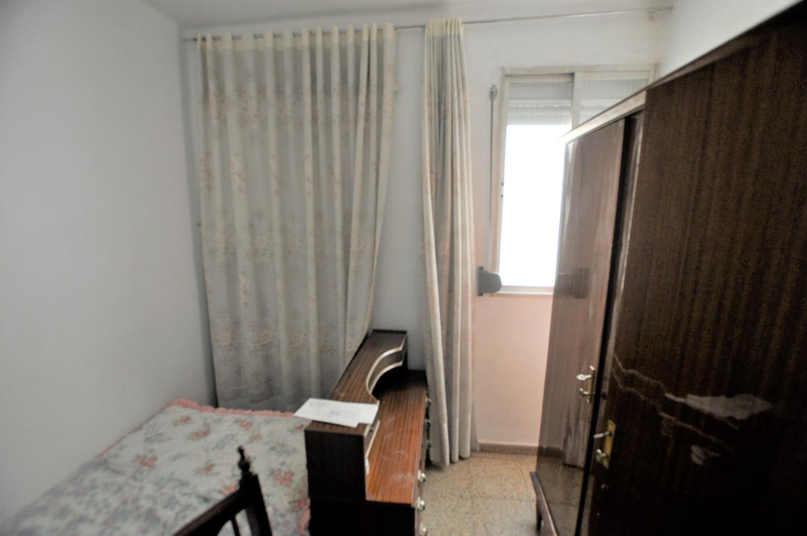 4 sovrum Lägenhet till salu i Valencia stad - 185 000 € (Ref: 9481230)