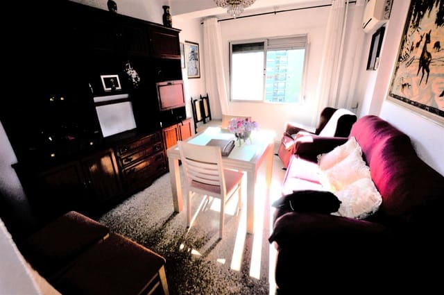 4 sovrum Lägenhet till salu i Torrefiel, Valencia stad - 185 000 € (Ref: 9481230)